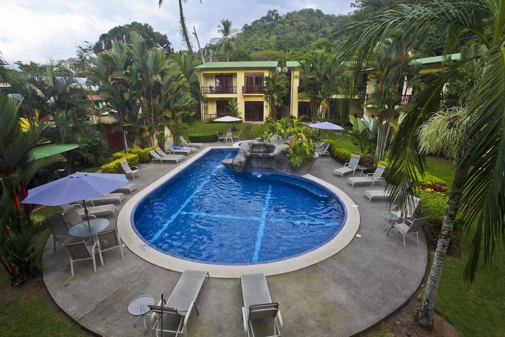Club Del Sol Hotel Jaco Exterior photo
